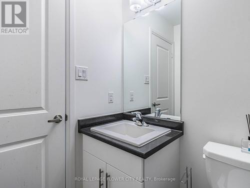 65 Totten Trail, New Tecumseth, ON - Indoor Photo Showing Bathroom