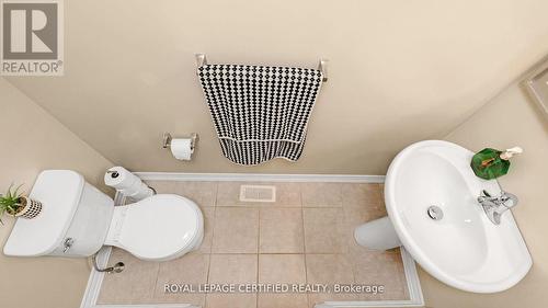 30 Winterton Crt W, Orangeville, ON - Indoor Photo Showing Bathroom
