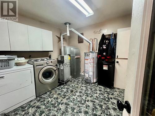 1145 96A Avenue, Dawson Creek, BC - Indoor Photo Showing Laundry Room