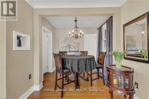 2354 Seventh Street Louth, St. Catharines, ON - Indoor Photo Showing Dining Room