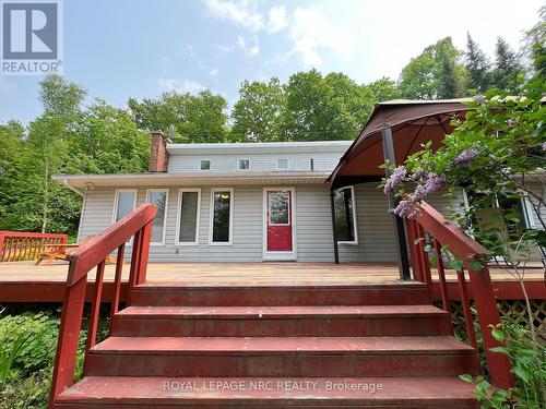 41 Reeves Drive, Parry Sound Remote Area, ON - Outdoor With Deck Patio Veranda