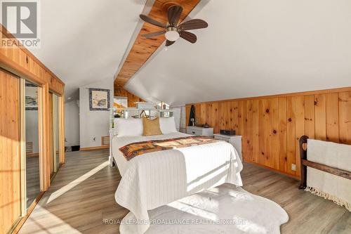 45 Peats Point Road, Prince Edward County, ON - Indoor Photo Showing Bedroom