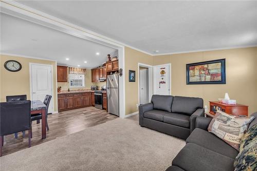14 Copper Beach Drive, Nanticoke, ON - Indoor Photo Showing Living Room