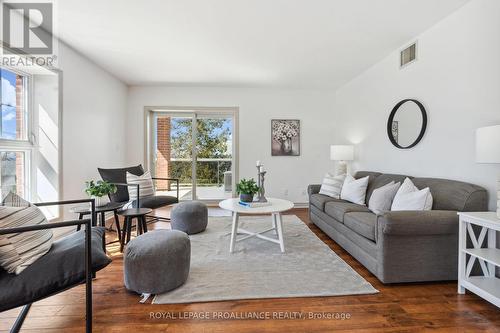 3A - 130 Queen Street, Cobourg, ON - Indoor Photo Showing Living Room