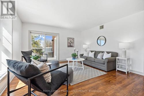 3A - 130 Queen Street, Cobourg, ON - Indoor Photo Showing Living Room
