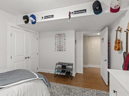 751 Mt Ida Drive, Coldstream, BC - Indoor Photo Showing Bedroom