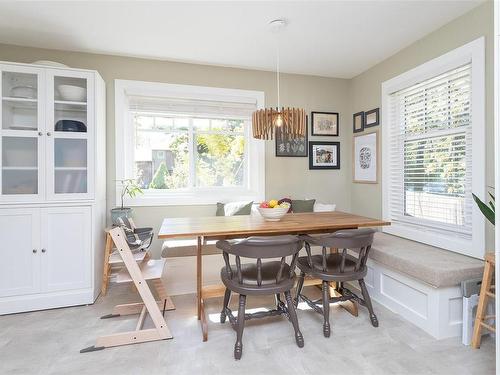 4605 Pipeline Rd, Saanich, BC - Indoor Photo Showing Dining Room