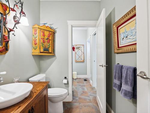 1699 Passage View Dr, Campbell River, BC - Indoor Photo Showing Bathroom
