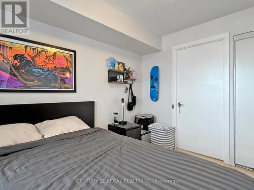 #1326 -135 Village Green Sq, Toronto, ON - Indoor Photo Showing Bedroom
