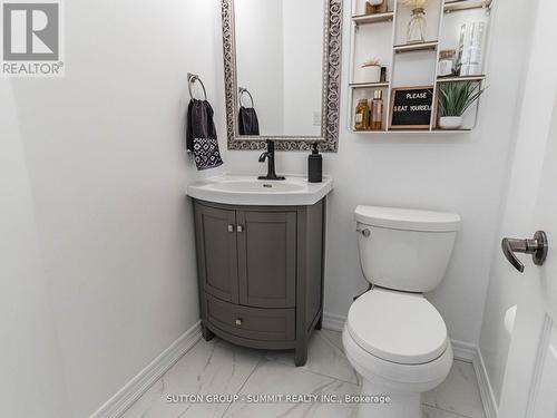 15089 Danby Rd, Halton Hills, ON - Indoor Photo Showing Bathroom