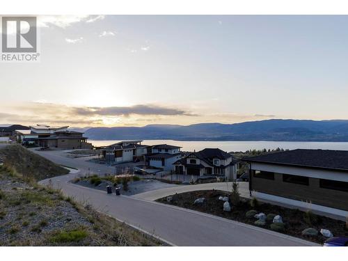 442 Hawk Hill Drive, Kelowna, BC - Outdoor With View