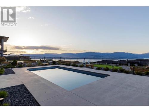 442 Hawk Hill Drive, Kelowna, BC - Outdoor With In Ground Pool With View