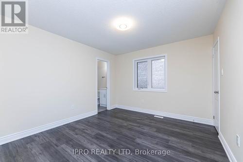 914 Francine Cres, Mississauga, ON - Indoor Photo Showing Other Room