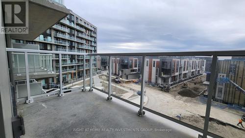432 - 2 David Eyer Road, Richmond Hill, ON - Outdoor With Balcony