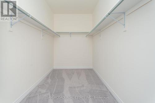 197 Mckean Dr, Whitchurch-Stouffville, ON - Indoor With Storage