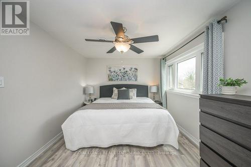 6 - 1270 Gainsborough Drive, Oakville, ON - Indoor Photo Showing Bedroom