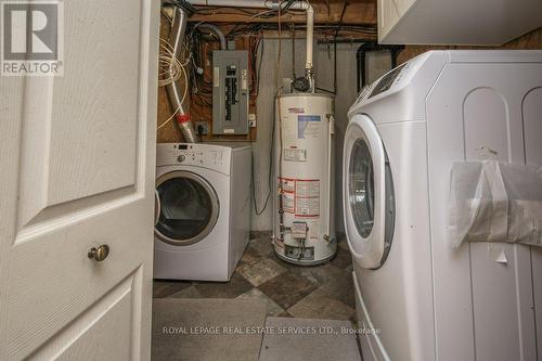 6 - 1270 Gainsborough Drive, Oakville, ON - Indoor Photo Showing Laundry Room