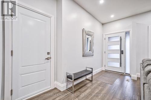 8 Alcan Avenue, Toronto, ON - Indoor Photo Showing Other Room