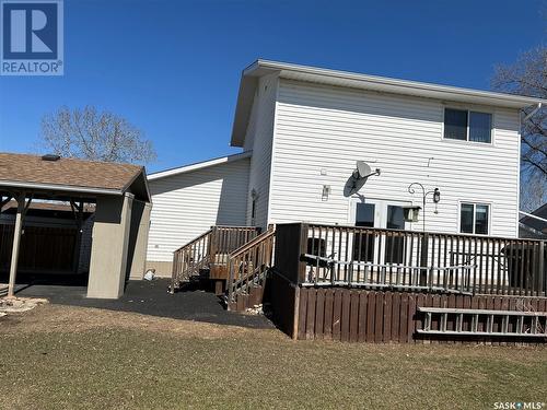 536 3Rd Avenue, Young, SK - Outdoor With Exterior