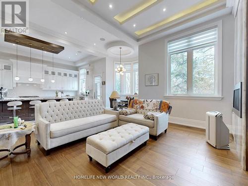 41 Glentworth Road, Toronto, ON - Indoor Photo Showing Living Room