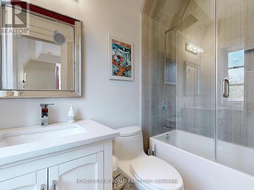 41 Glentworth Road, Toronto, ON - Indoor Photo Showing Bathroom