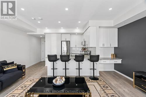 #422 -1711 Pure Springs Blvd, Pickering, ON - Indoor Photo Showing Kitchen