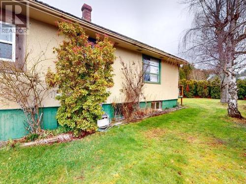 6601 Sutherland Ave, Powell River, BC - Outdoor