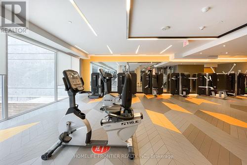 #412 -30 Roehampton Ave, Toronto, ON - Indoor Photo Showing Other Room