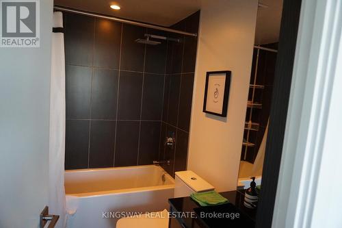 5201 - 70 Temperance Street, Toronto, ON - Indoor Photo Showing Bathroom
