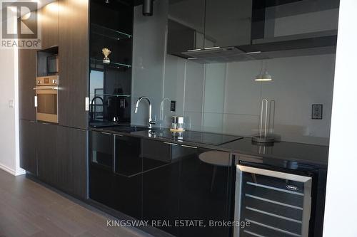 5201 - 70 Temperance Street, Toronto, ON - Indoor Photo Showing Kitchen