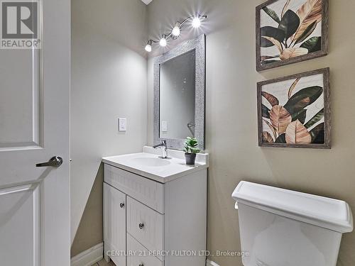 #21 -1815 Fairport Rd, Pickering, ON - Indoor Photo Showing Bathroom