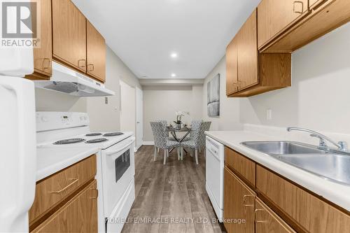 3 - 6 Cedar Drive, Orangeville, ON - Indoor Photo Showing Kitchen With Double Sink