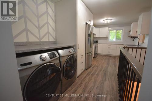 240 Muskoka Beach Road, Gravenhurst, ON - Indoor Photo Showing Laundry Room