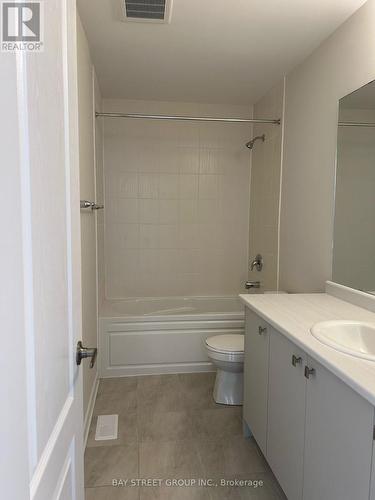 26 Aviron Cres, Welland, ON - Indoor Photo Showing Bathroom