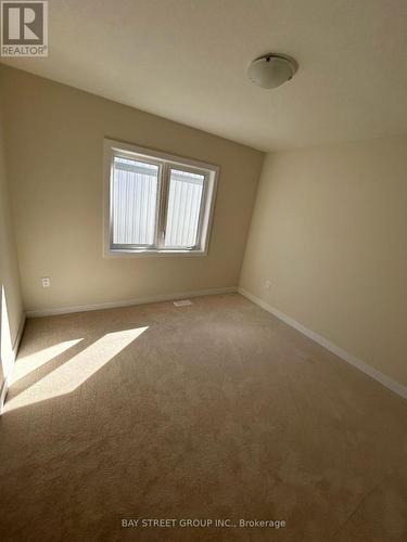 26 Aviron Cres, Welland, ON - Indoor Photo Showing Other Room