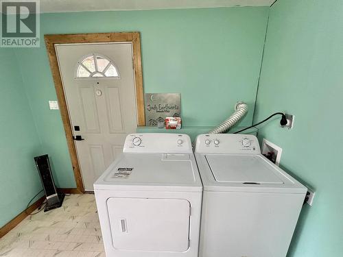1976 Milburn Lake Road, Quesnel, BC - Indoor Photo Showing Laundry Room