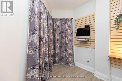 #G01 -21 Shaftesbury Ave, Toronto, ON - Indoor Photo Showing Other Room