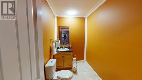 8330 86 Avenue, Fort St. John, BC - Indoor Photo Showing Bathroom