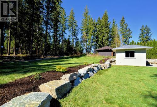 2748 Golf Course Drive, Blind Bay, BC - Outdoor