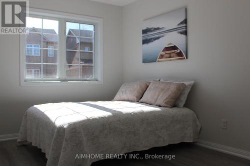 5 - 2 Cox Boulevard, Markham, ON - Indoor Photo Showing Bedroom