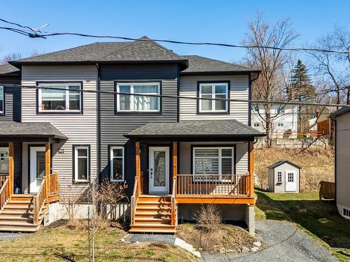 FaÃ§ade - 58 Rue Mount, Sherbrooke (Lennoxville), QC - Outdoor With Deck Patio Veranda With Facade