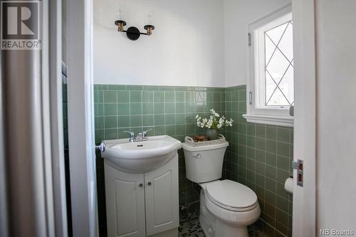 40 Rothesay Park Road, Rothesay, NB - Indoor Photo Showing Bathroom