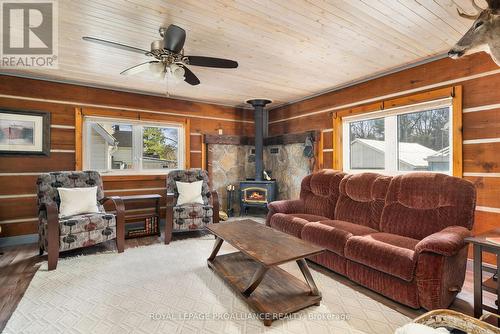 489 Ashley St, Belleville, ON - Indoor Photo Showing Living Room With Fireplace