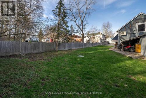 489 Ashley Street, Belleville, ON - Outdoor With Backyard