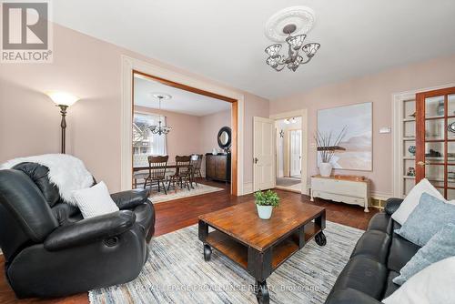 489 Ashley Street, Belleville, ON - Indoor Photo Showing Living Room