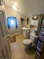 upstairs 3pc bathroom - 