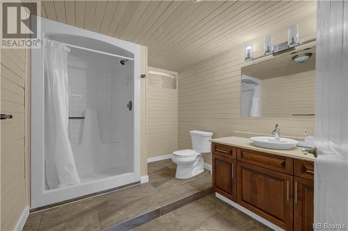 2 Greenwood Drive, Quispamsis, NB - Indoor Photo Showing Bathroom