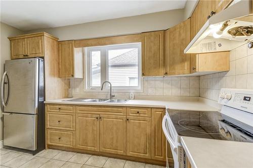 59 Rodman Street, St. Catharines, ON - Indoor Photo Showing Kitchen With Double Sink