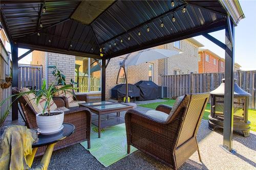 82 Glendarling Crescent, Stoney Creek, ON - Outdoor With Deck Patio Veranda With Exterior