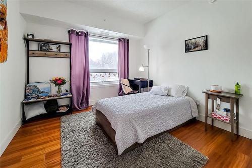1 Wellington Street|Unit #218, Brantford, ON - Indoor Photo Showing Bedroom
